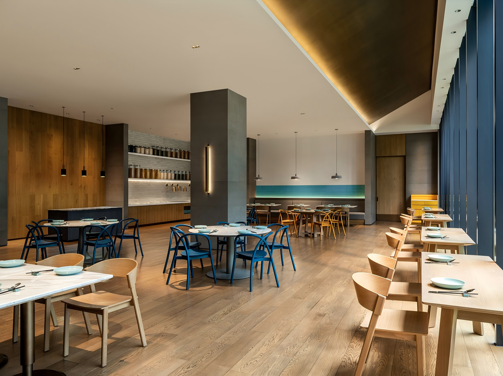 13modern hotel restaurant with wood furniture Hotel interior design ideas cafe interior