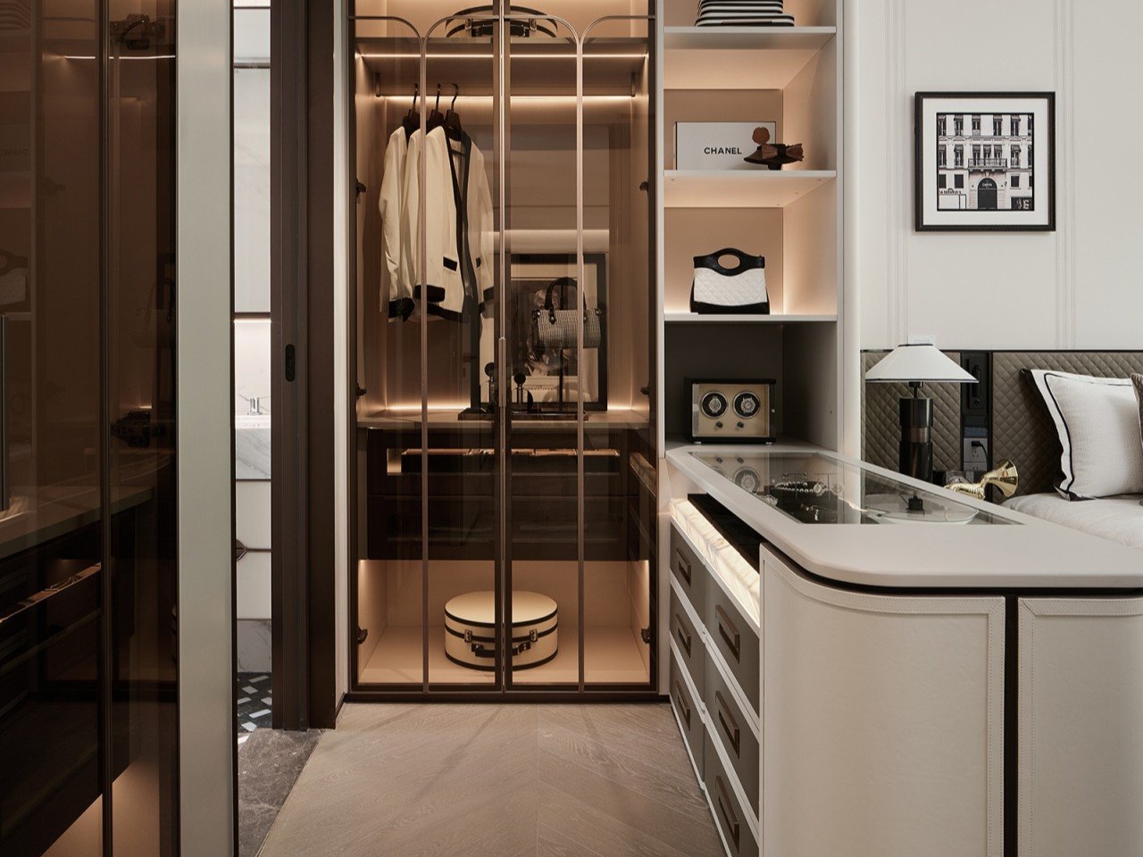 glass door walk in closet bedroom glass-door-walk-in-closet-bedroom