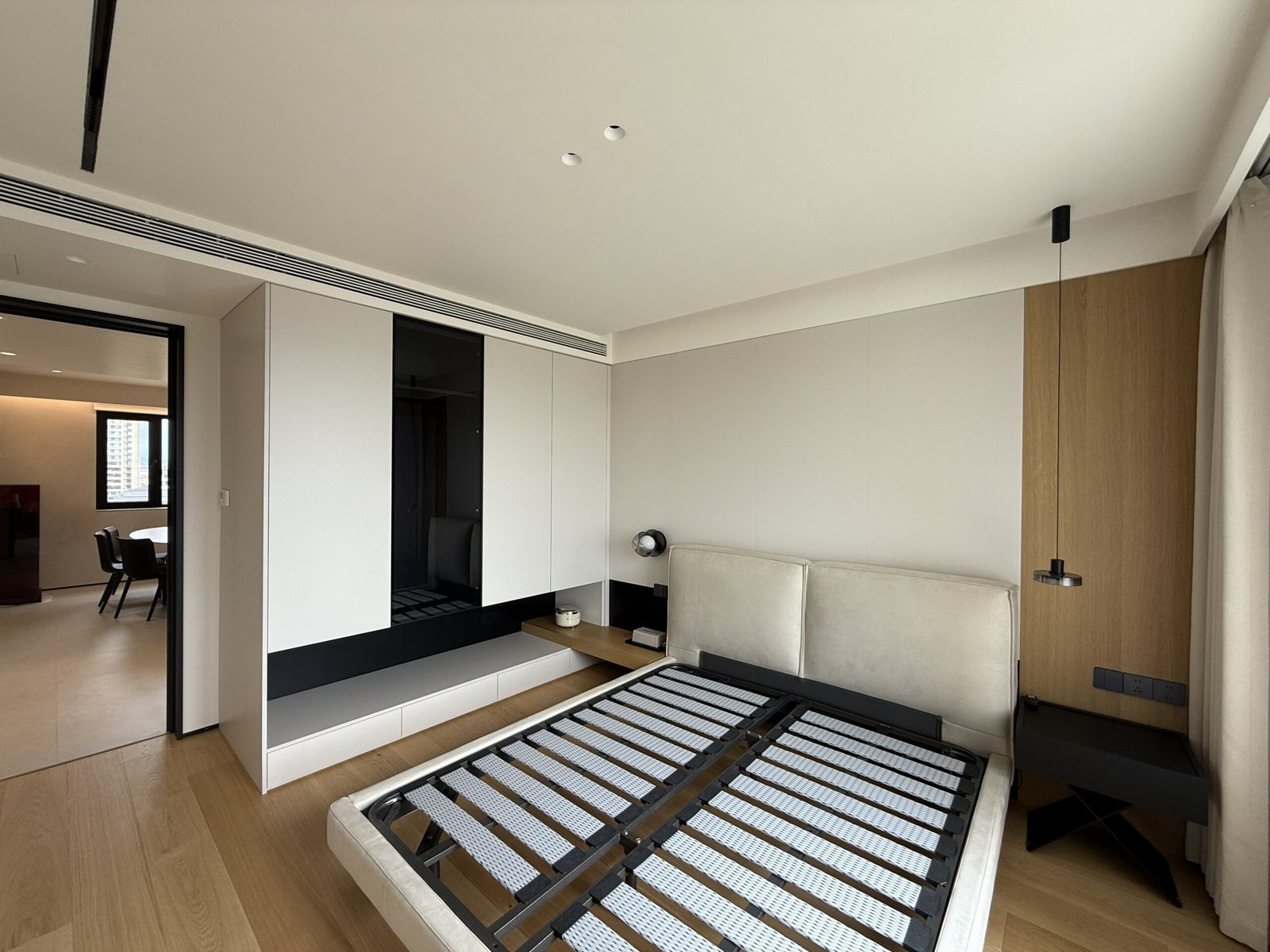 modern-bedroom-wardrobe-wall-cabinet