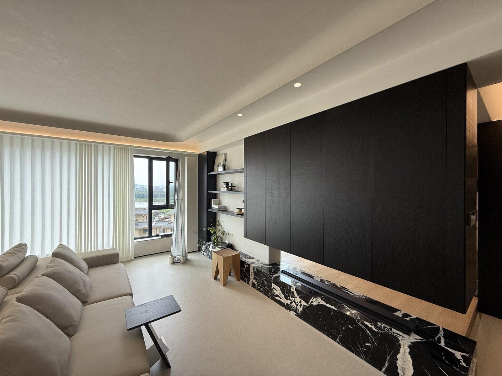 modern-living-room-tv-wall-cabinet