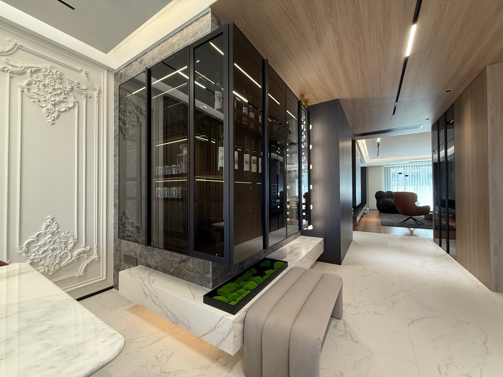 modern-luxury-glass-wine-cabinet-home-entryway