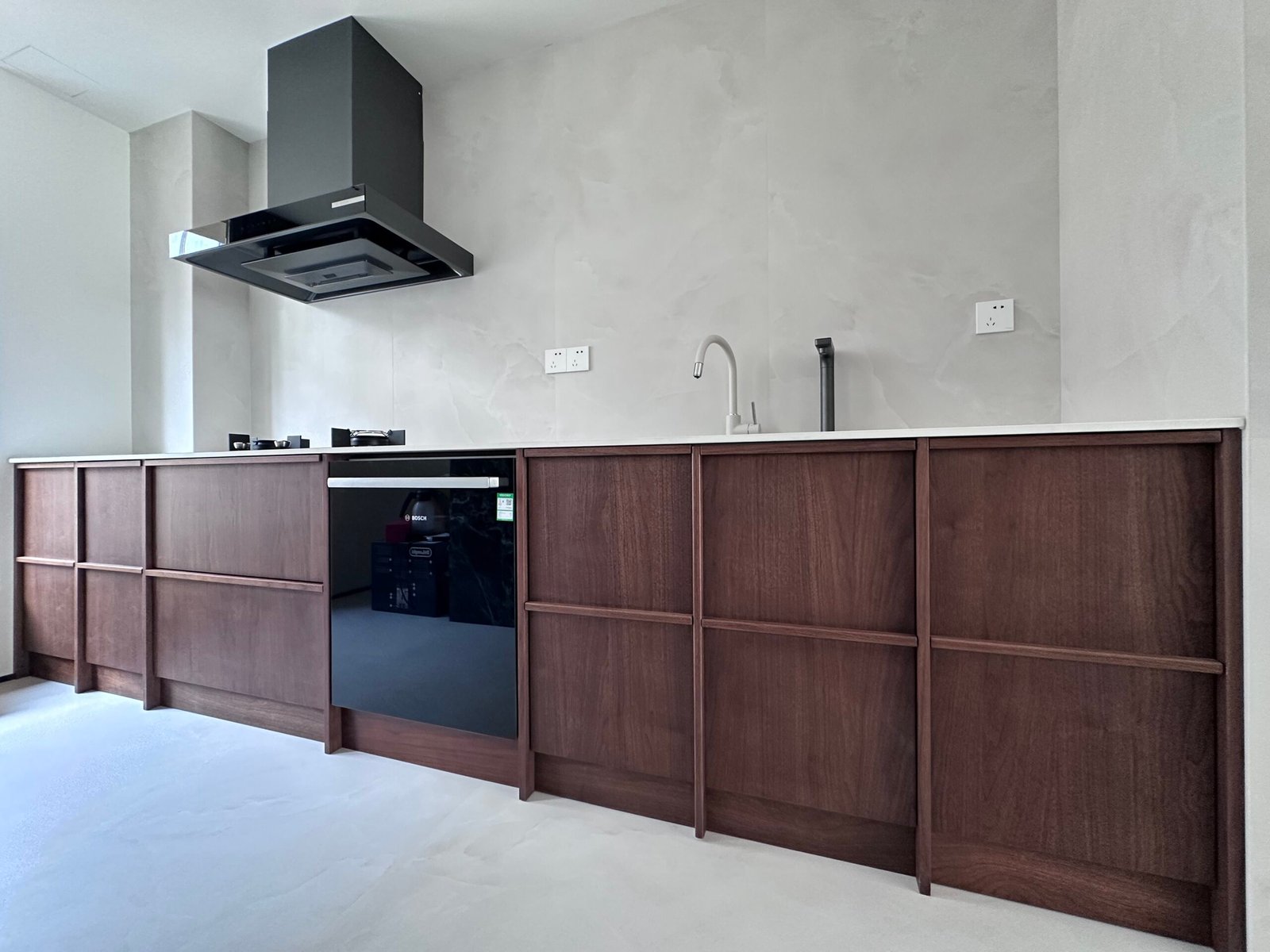 walnut-veneer-kitchen-base-cabinet