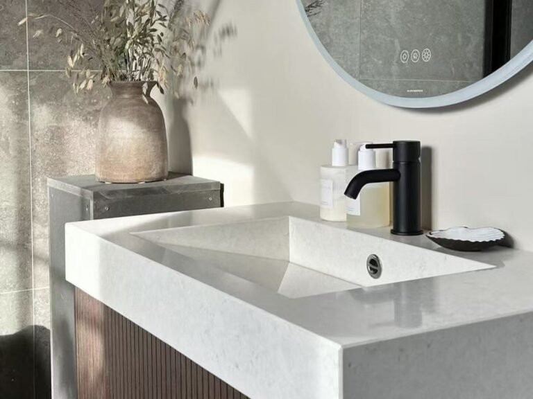white-quartz-bathroom-countertop-design