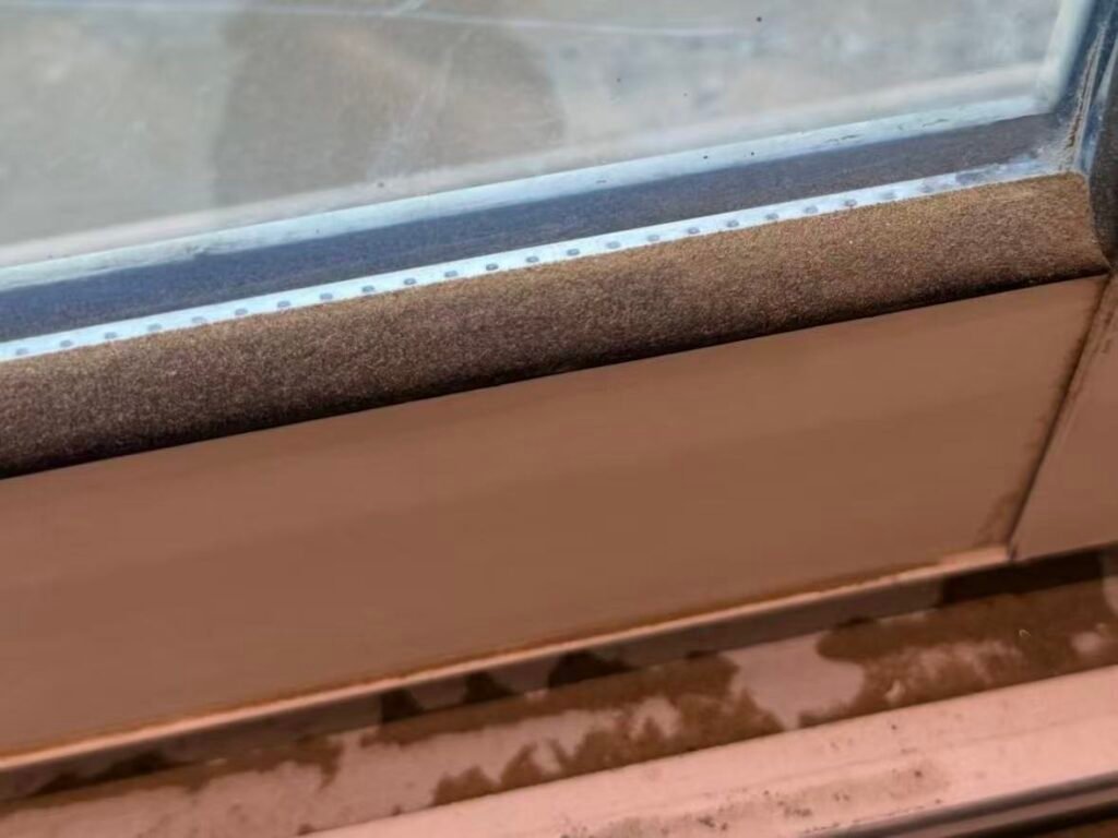 Aluminum window sealed track