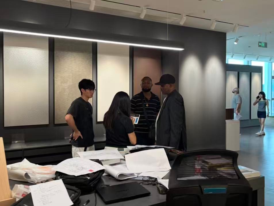 Cabinet project consultation with international clients onsite