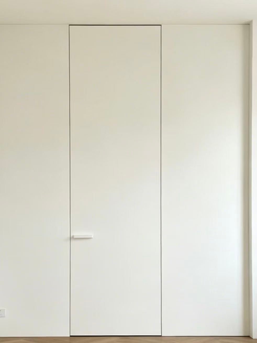 Custom floor to ceiling interior door
