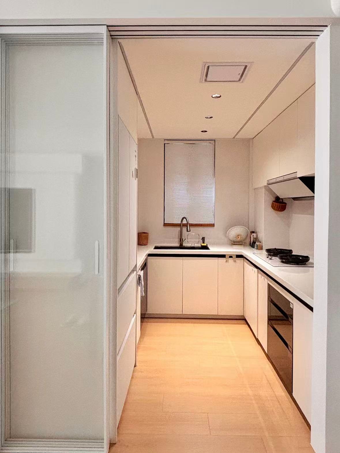 Modern apartment glass sliding partition door design